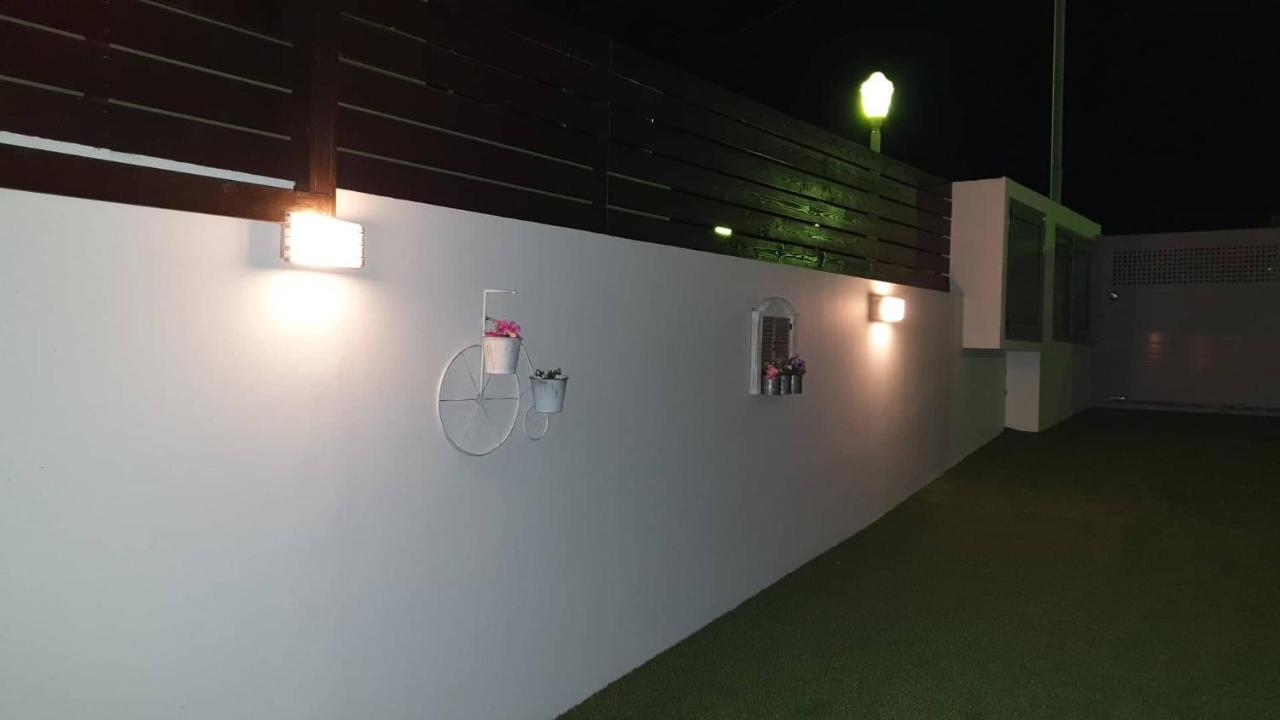 Blue - Comfy Center Rodos Appartement Asgourou Buitenkant foto